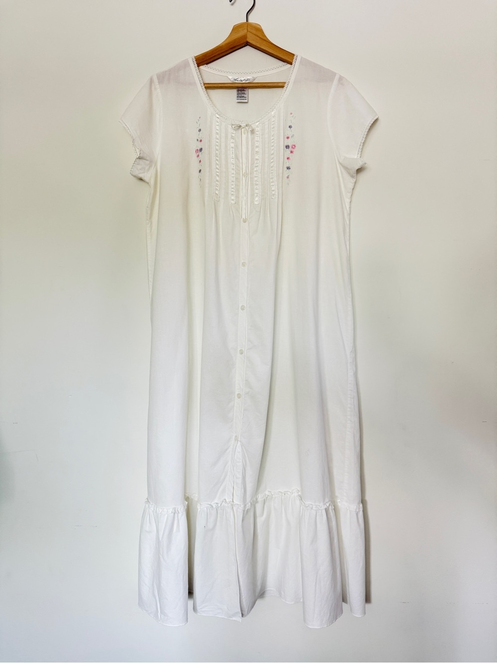 Vintage Inspired Embroidered Button Front
Midi Dress (Nightgown Dress Trend) - Picture 2 of 11